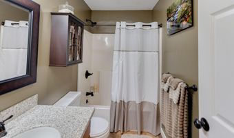 96 Fairway Dr 1, Ashland, NH 03217