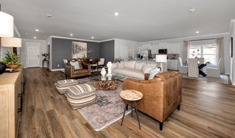 23285 WORCESTER Ln, Athens, AL 35613