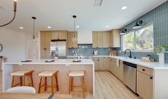 10236 Lake Meadow Ln, Escondido, CA 92026