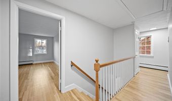 4 Forest Rd, Atkinson, NH 03811