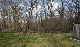 40 Willow Pond Dr 40, Rockland, MA 02370