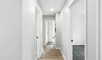 8004 HANNETT Ave NE, Albuquerque, NM 87110