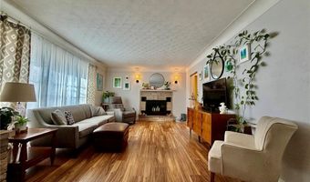 3725 Elmore Dr, Alton, IL 62002