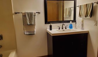 1140 MORRAINE VIEW Dr 204, Madison, WI 53719