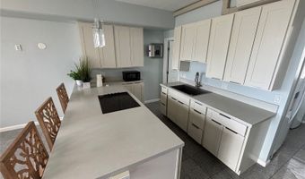 931 University Ave 304, Honolulu, HI 96826