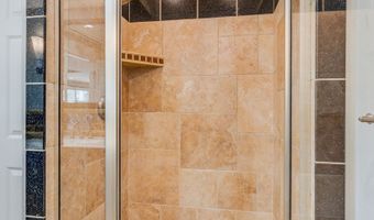 20484 Lake Rd, Abingdon, VA 24211