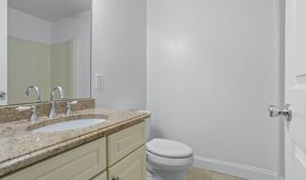 400 Brookside Dr A, Andover, MA 01810