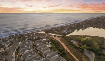 2383 Ocean St, Carlsbad, CA 92008