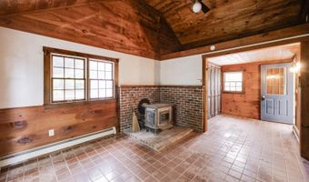 20 Sun Cir, Bourne, MA 02532