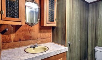 45 Countryside Dr, North Providence, RI 02904