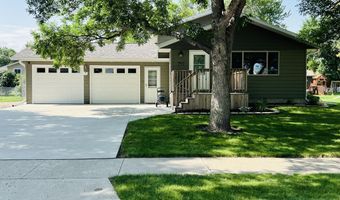 622 NE 23rd Ave, Aberdeen, SD 57401