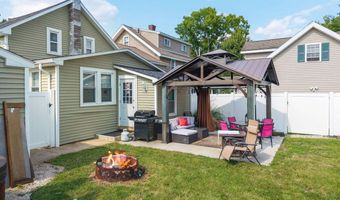 113 Chapel Pl, Amsterdam, NY 12010