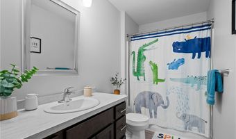 108 Boxelder Ln, Amherst, NY 14228