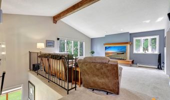 10010 Lone Tree Dr, Anchorage, AK 99507
