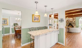 9 Good St, Billerica, MA 01821