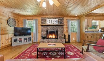 292 N Rhododendron, Almond, NC 28702