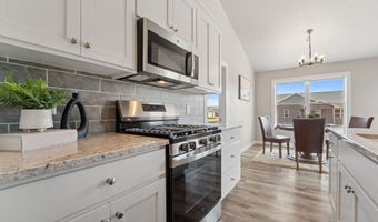 2951 E SUNSTONE Pl, Appleton, WI 54913