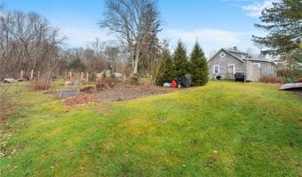 205 Ten Rod Rd, Exeter, RI 02822