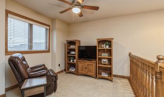 127 SW 36th Ln, Ankeny, IA 50023