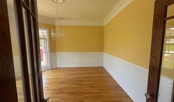 348 Laurelwood Dr, Boiling Springs, SC 29316