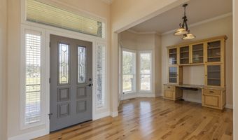 23522 Chaffey Ln, Aurora, OR 97002