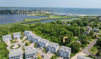 100 Algonquin Rd 13, Narragansett, RI 02882
