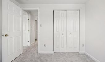 43494 POSTRAIL Sq, Ashburn, VA 20147