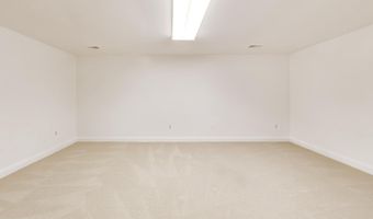 8011 SUMMER MILL Ct, Bethesda, MD 20817