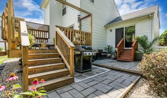 16 Shelli Ter, Barnegat, NJ 08005