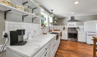 236 Main St, Candia, NH 03034