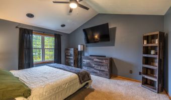 8850 Lavelle Rd, Athens, OH 45701