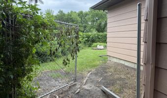 403 NE 22nd Ave, Aberdeen, SD 57401