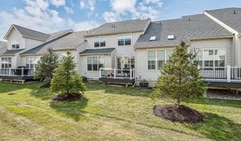 3075 N Spurway Dr, Ann Arbor, MI 48105