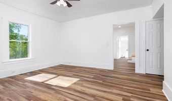 402 Maple St, Abbeville, SC 29620