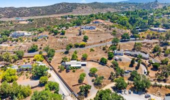 636 N Glen Oaks Dr, Alpine, CA 91901