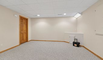 4733 WESTBROOK Ct, Appleton, WI 54913