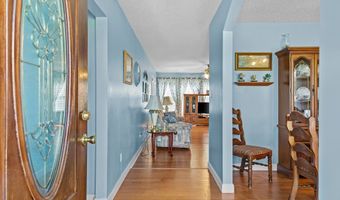 572 Ronnie Rd, Autryville, NC 28318