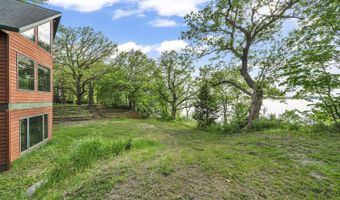 1011 Hwy 15, Armstrong, IA 50514