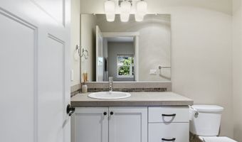 13875 SW MERIDIAN St 222, Beaverton, OR 97005