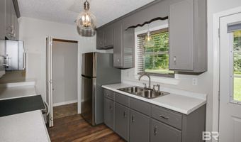 2603 Scarlet Dr, Bay Minette, AL 36507