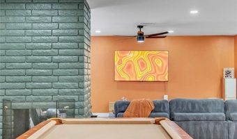 425 Golden Valley Dr, Henderson, NV 89002