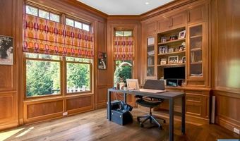 393 Anderson Ave, Alpine, NJ 07620