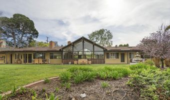 230 Avocado Pl, Camarillo, CA 93010