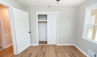 2031 Evergreen Dr, Boiling Springs, SC 29316