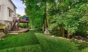 84 Country Hill Ln, North Kingstown, RI 02852