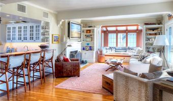 2 Harbor View Dr, Newport, RI 02840