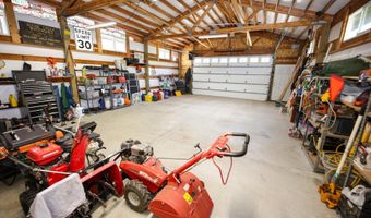 4525 E Rosemont Dr, Athol, ID 83801