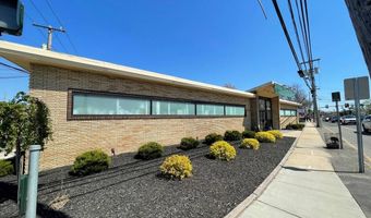 365 Broadway, Amityville, NY 11701