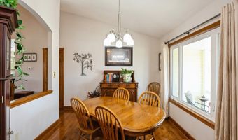 800 Scenic View Blvd, Altoona, IA 50009