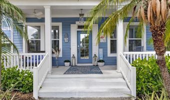 5216 POINT HARBOR Ln, Apollo Beach, FL 33572